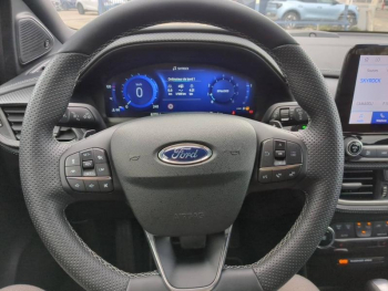 Photo 18 du bon plan FORD Puma 1.0 EcoBoost 125ch S&S mHEV ST-Line Vignale Powershift occasion à 18990 €