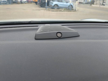 Photo 25 du bon plan FORD Puma 1.0 EcoBoost 125ch S&S mHEV ST-Line Vignale Powershift occasion à 18990 €