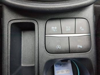 Photo 30 du bon plan FORD Puma 1.0 EcoBoost 125ch S&S mHEV ST-Line Vignale Powershift occasion à 18990 €