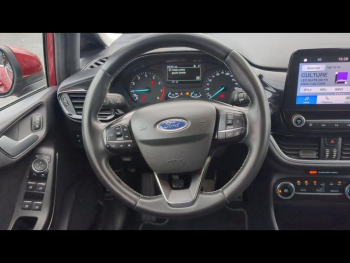 Photo 13 du bon plan FORD Fiesta 1.0 EcoBoost 95ch Titanium 5p occasion à 12990 €