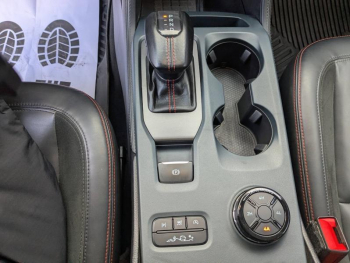 Photo 17 du bon plan FORD Ranger VUL 3.0 EcoBoost V6 292ch Stop&Start Double Cabine Raptor BVA10 occasion à 58490 €