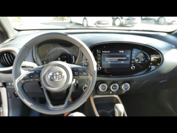 Photo 12 du bon plan TOYOTA Aygo X 1.0 VVT-i 72ch Design S-CVT occasion à 17390 €