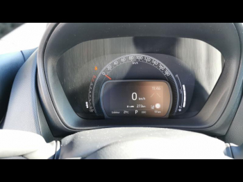 Photo 19 du bon plan TOYOTA Aygo X 1.0 VVT-i 72ch Design S-CVT occasion à 17390 €