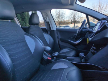 Photo 13 du bon plan PEUGEOT 2008 1.2 PureTech 110ch Allure S&S EAT6 occasion à 9990 €