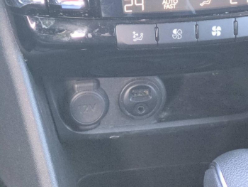 Photo 21 du bon plan PEUGEOT 2008 1.2 PureTech 110ch Allure S&S EAT6 occasion à 9990 €