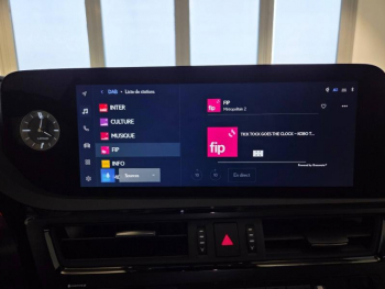 Photo 7 du bon plan LEXUS ES 300h Luxe MY23 occasion à 37990 €