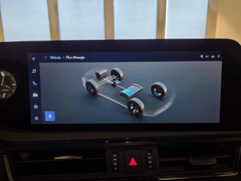 Photo 8 du bon plan LEXUS ES 300h Luxe MY23 occasion à 37990 €