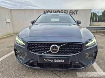 Photo 5 du bon plan VOLVO V60 B4 197ch Ultra Style Dark DCT 7 occasion à 44900 €