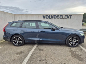 Photo 7 du bon plan VOLVO V60 B4 197ch Ultra Style Dark DCT 7 occasion à 44900 €