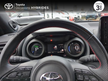 Photo 13 du bon plan TOYOTA Yaris 116h GR Sport 5p MY22 occasion à 16290 €