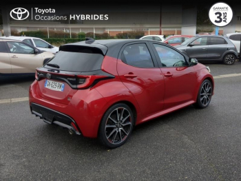 Photo 18 du bon plan TOYOTA Yaris 116h GR Sport 5p MY22 occasion à 16290 €