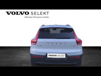 Photo 2 du bon plan VOLVO XC40 B3 163ch Ultra DCT 7 occasion à 47490 €