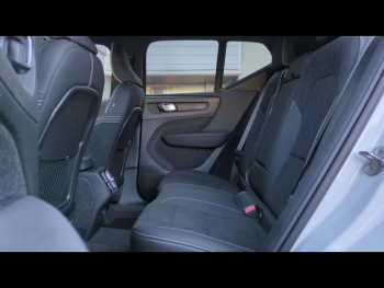 Photo 8 du bon plan VOLVO XC40 B3 163ch Ultra DCT 7 occasion à 47490 €