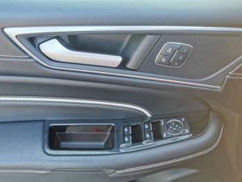 Photo 15 du bon plan FORD Edge 2.0 TDCi 210ch Vignale i-AWD Powershift occasion à 19990 €