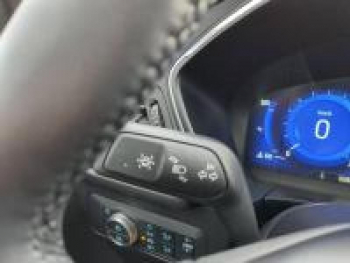 Photo 11 du bon plan FORD Kuga 2.5 Duratec 190ch FHEV E85 Titanium BVA occasion à 25990 €