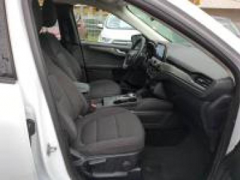 Photo 16 du bon plan FORD Kuga 2.5 Duratec 190ch FHEV E85 Titanium BVA occasion à 25990 €