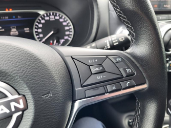 Photo 16 du bon plan NISSAN Juke 1.6 Hybrid 143ch N-Connecta 2023 occasion à 21990 €