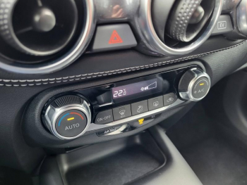 Photo 24 du bon plan NISSAN Juke 1.6 Hybrid 143ch N-Connecta 2023 occasion à 21990 €