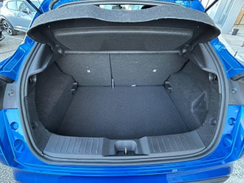 Photo 17 du bon plan NISSAN Juke 1.6 Hybrid 143ch Tekna 2023 occasion à 20990 €