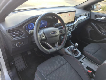 Photo 18 du bon plan FORD Focus 1.0 EcoBoost mHEV 155ch ST-Line X occasion à 21990 €