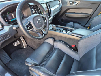 Photo 5 du bon plan VOLVO XC60 T8 AWD 318 + 87ch Polestar Engineered Geartronic occasion à 44990 €