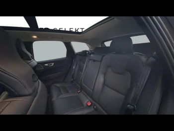 Photo 6 du bon plan VOLVO XC60 T6 Hybride Rechargeable 253 + 145ch Ultra Style Dark Geartronic 8 AWD occasion à 59900 €