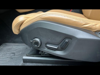 Photo 12 du bon plan VOLVO XC90 T8 AWD 310 + 145ch Ultimate Style Chrome Geartronic occasion à 65900 €