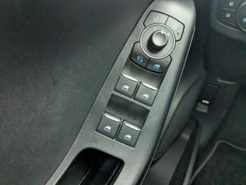 Photo 16 du bon plan FORD Puma 1.0 Flexifuel 125ch S&S mHEV ST LINE X GOLD EDITION occasion à 20490 €