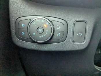 Photo 17 du bon plan FORD Puma 1.0 Flexifuel 125ch S&S mHEV ST LINE X GOLD EDITION occasion à 20490 €