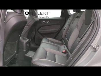 Photo 11 du bon plan VOLVO XC60 T6 AWD 253 + 145ch Plus Style Dark Geartronic occasion à 33900 €