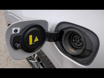 Photo 23 du bon plan VOLVO XC60 T6 AWD 253 + 145ch Plus Style Dark Geartronic occasion à 33900 €