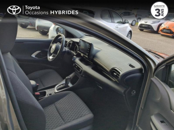 Photo 6 du bon plan TOYOTA Yaris 116h Design 5p MY22 occasion à 18890 €