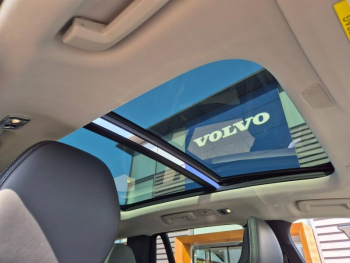 Photo 30 du bon plan VOLVO XC90 T8 AWD 303 + 87ch Inscription Luxe Geartronic occasion à 42490 €