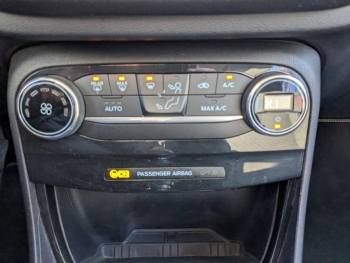 Photo 23 du bon plan FORD Puma 1.0 EcoBoost 125ch mHEV Titanium Business 6cv occasion à 15963 €