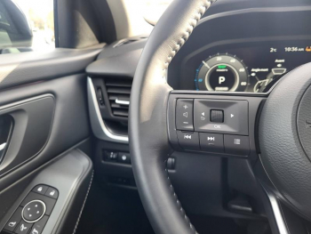 Photo 16 du bon plan NISSAN Qashqai e-POWER 190ch N-Connecta occasion à 33990 €