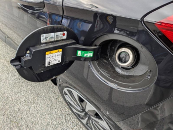 Photo 11 du bon plan FORD Fiesta 1.0 Flexifuel 95ch Titanium Business 5p occasion à 15963 €