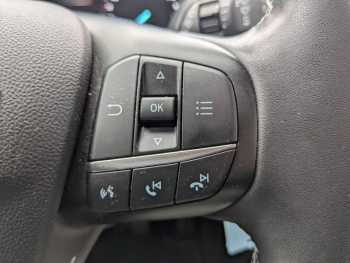 Photo 19 du bon plan FORD Fiesta 1.0 Flexifuel 95ch Titanium Business 5p occasion à 15963 €