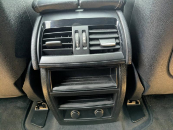 Photo 12 du bon plan BMW X5 xDrive40dA 313ch M Sport 21cv occasion à 37921 €