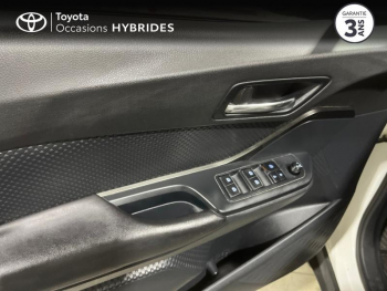 Photo 22 du bon plan TOYOTA C-HR 122h Dynamic 2WD E-CVT occasion à 14990 €