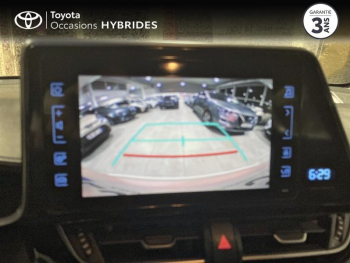 Photo 23 du bon plan TOYOTA C-HR 122h Dynamic 2WD E-CVT occasion à 14990 €