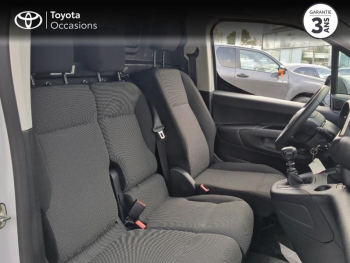 Photo 6 du bon plan TOYOTA PROACE CITY Verso Medium 1.2 110 VVT-i Dynamic MC24 occasion à 15990 €