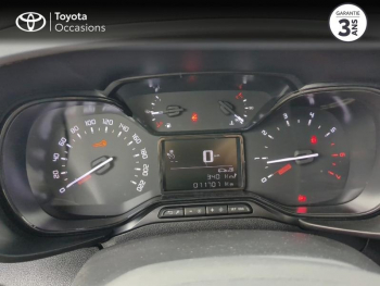 Photo 14 du bon plan TOYOTA PROACE CITY Verso Medium 1.2 110 VVT-i Dynamic MC24 occasion à 15990 €