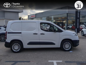 Photo 17 du bon plan TOYOTA PROACE CITY Verso Medium 1.2 110 VVT-i Dynamic MC24 occasion à 15990 €