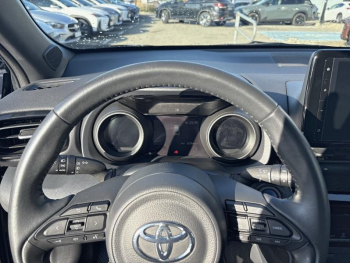 Photo 5 du bon plan TOYOTA Yaris Cross 116h Design MY22 occasion à 22490 €