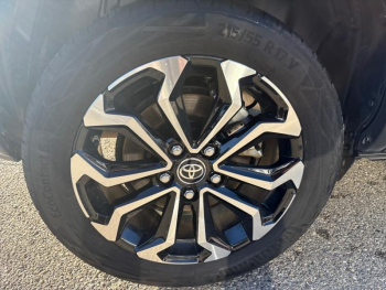 Photo 7 du bon plan TOYOTA Yaris Cross 116h Design MY22 occasion à 22490 €