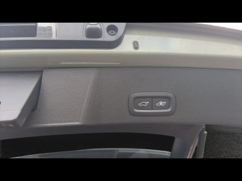 Photo 8 du bon plan VOLVO XC40 B3 163ch Plus DCT 7 occasion à 36990 €