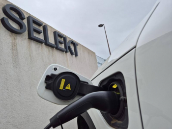 Photo 8 du bon plan VOLVO XC40 T5 Recharge 180 + 82ch Inscription Business DCT 7 occasion à 31990 €