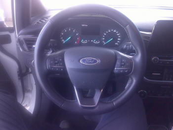 Photo 5 du bon plan FORD Fiesta 1.1 75ch Titanium Business 5p occasion à 12901 €