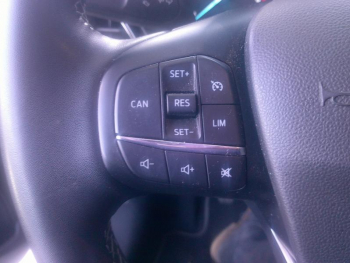 Photo 10 du bon plan FORD Fiesta 1.1 75ch Titanium Business 5p occasion à 12901 €