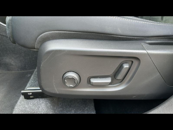 Photo 10 du bon plan VOLVO XC40 T5 Recharge 180 + 82ch Plus DCT 7 occasion à 34900 €